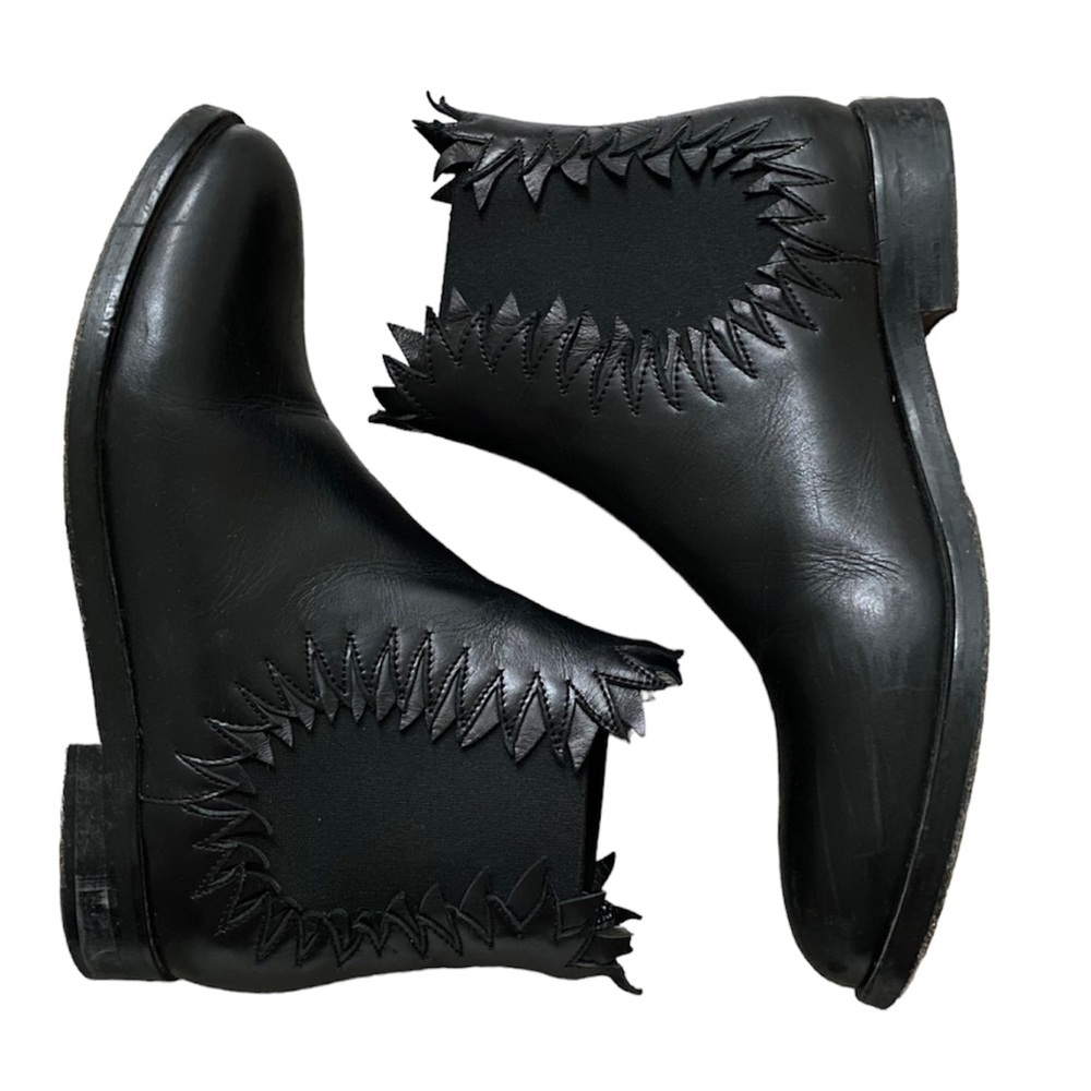 Alaia Paris Italy Flame Black Chelsea Booties